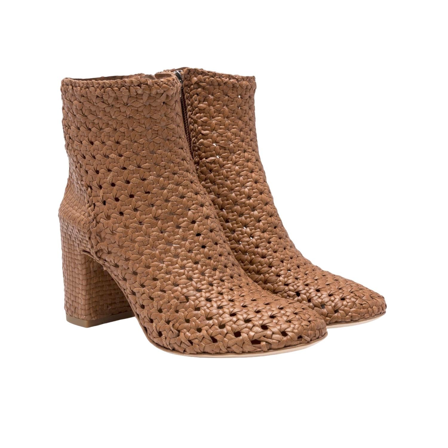 Women's Axis Woven Heeled Boot In Terra