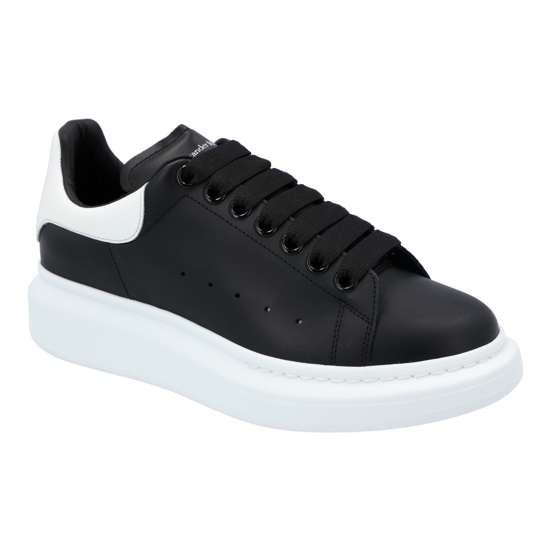 Alexander McQueen Womens Oversized Sneaker 'Larry' in Black/white 7826361450556
