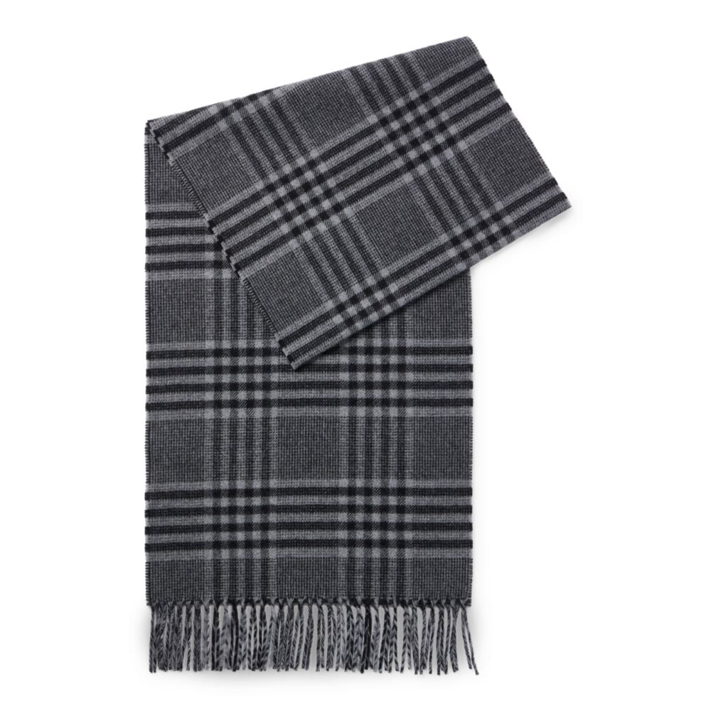 Woven scarf in soft wool with all-over pattern