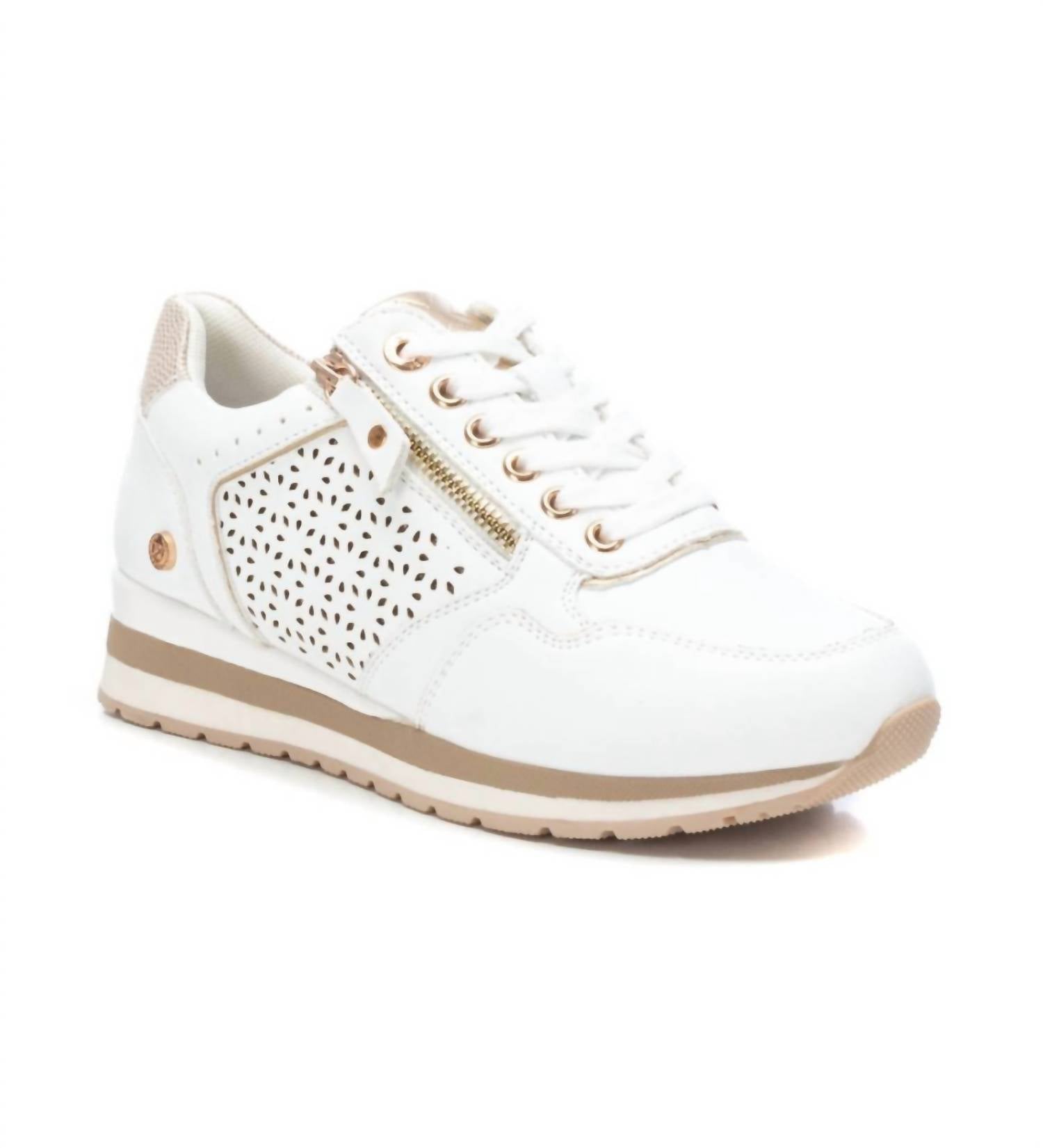 Women's Lace-Up Sneakers In White 7660435898428