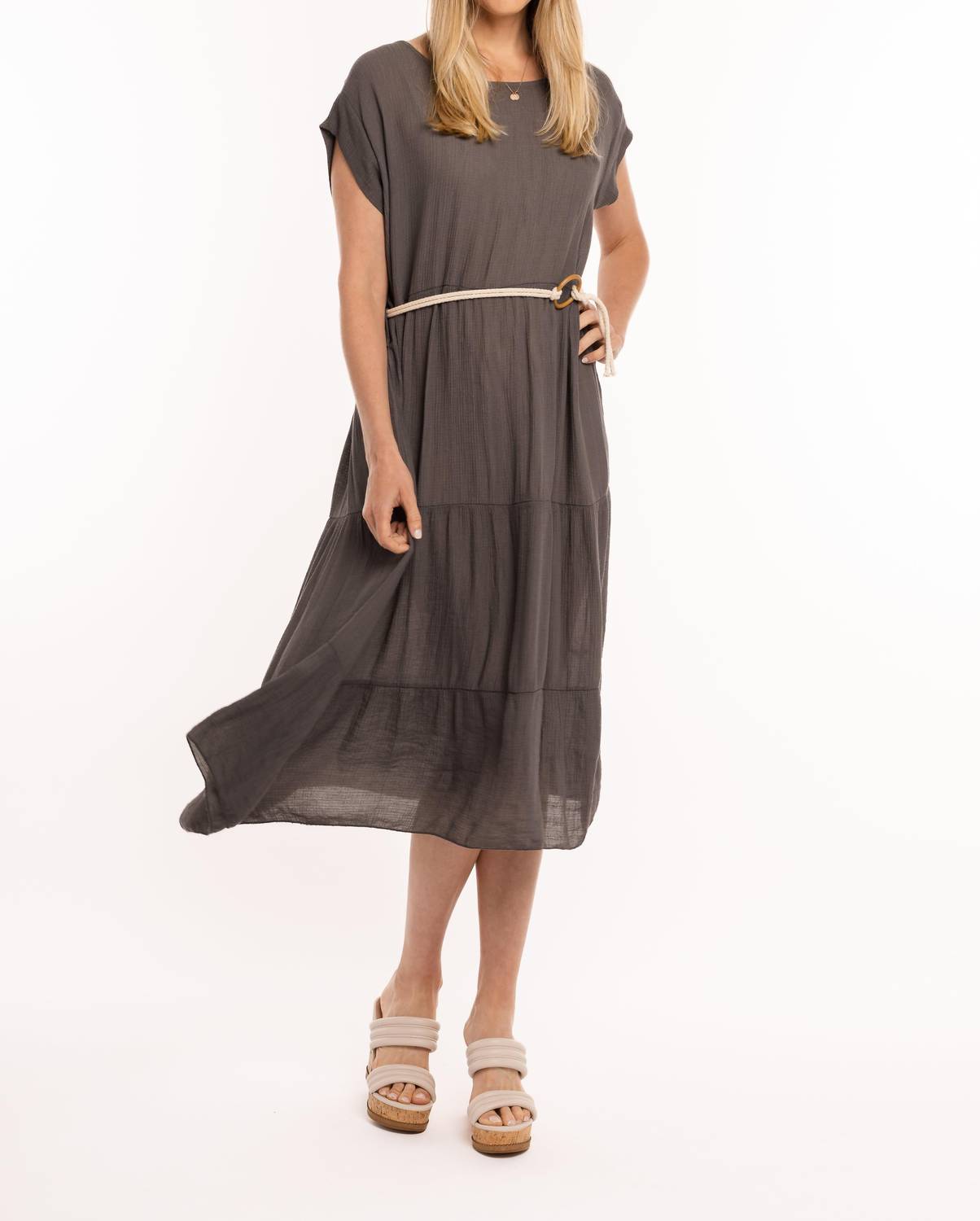 Woven Short Sleeve Dress In Anthracite