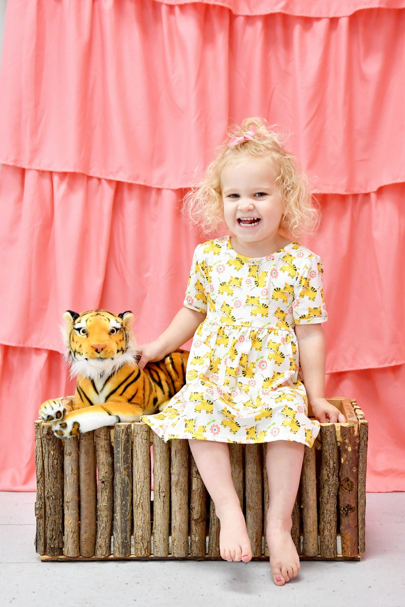 Tiger Short Sleeve Milk Silk Dress