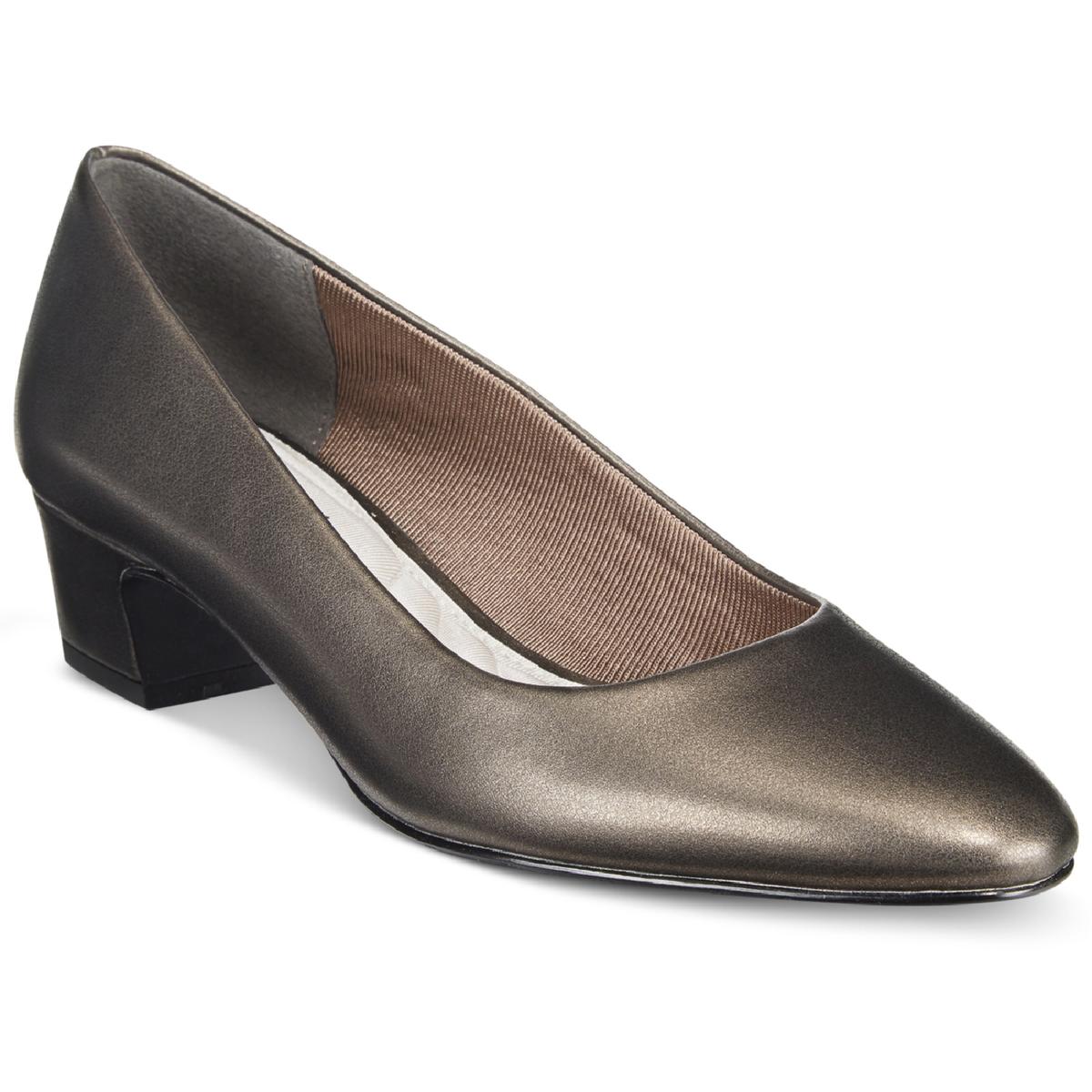 Prim Solid Kitten Heel Dress Pumps