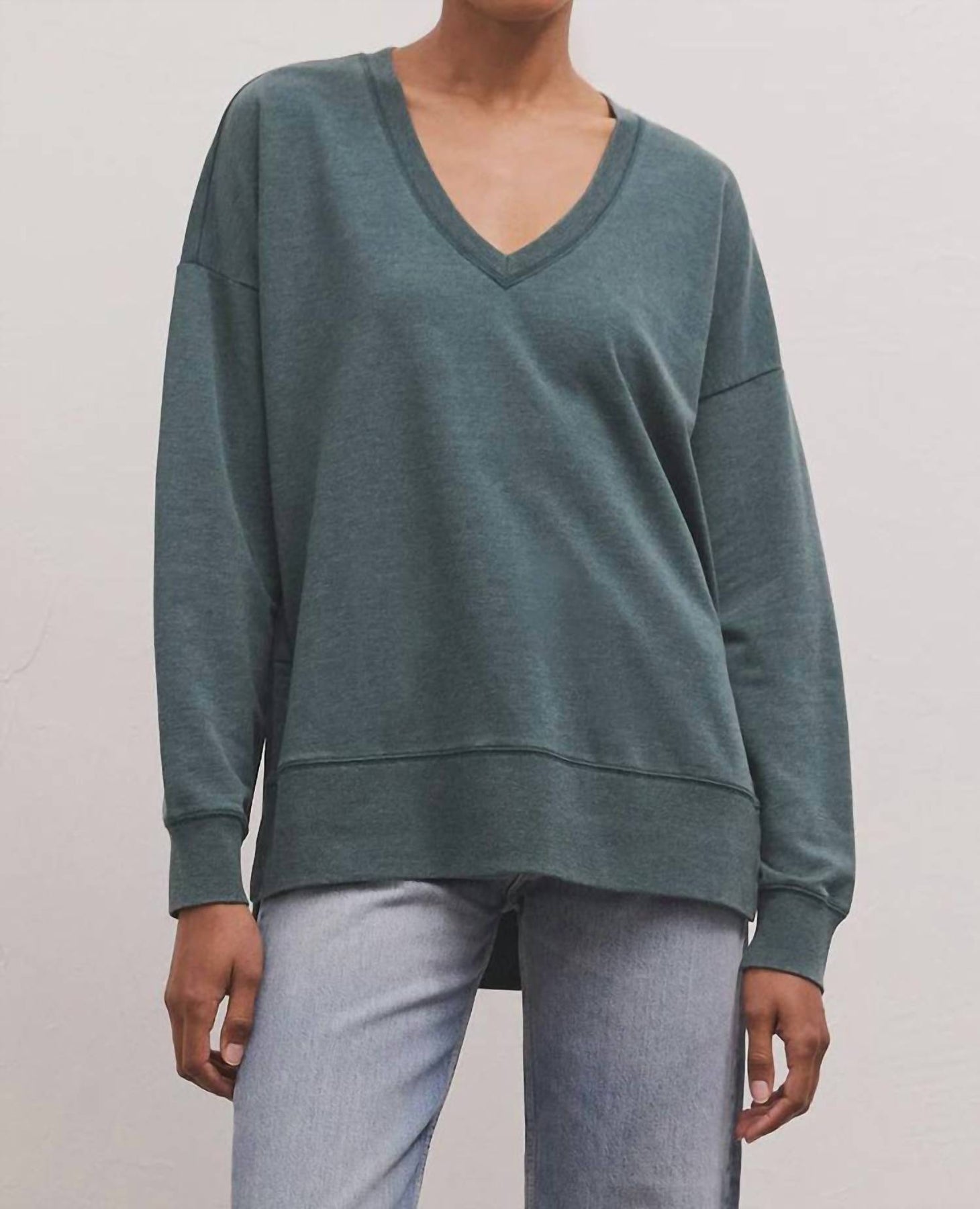 Modern V-Neck Weekender In Abyss