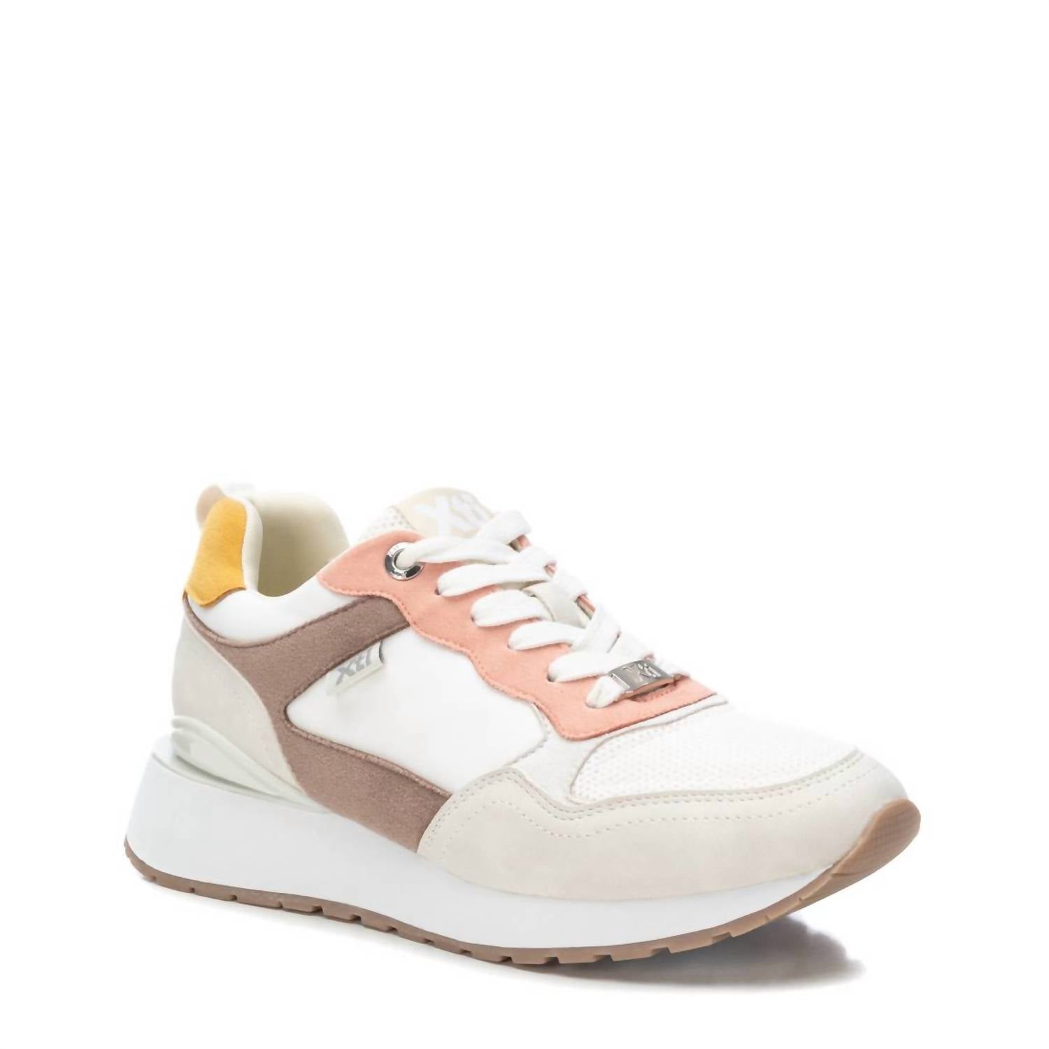 Women's Lace-Up Sneakers In Ice / Pink
