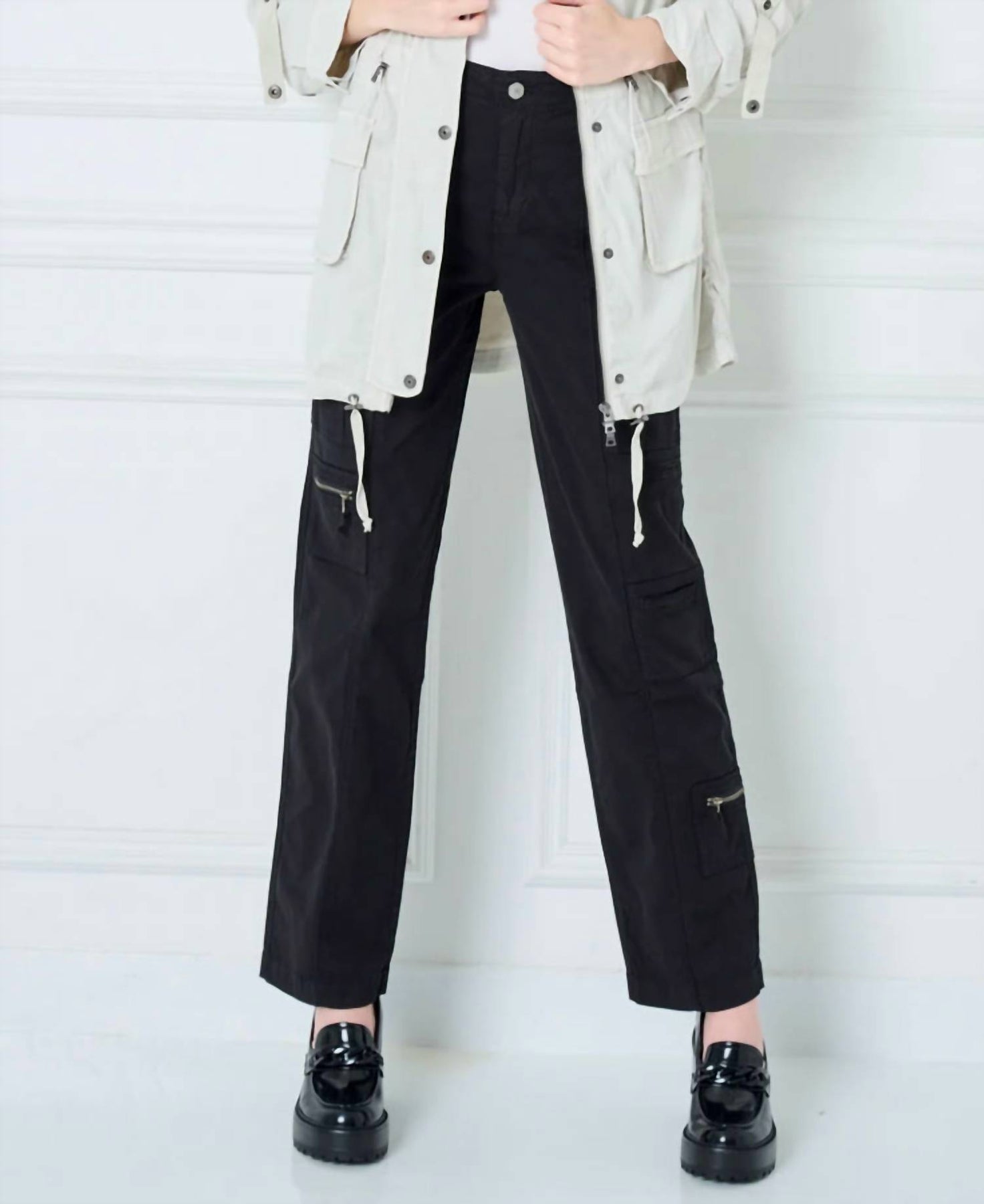 Wrenley Stretch Twill Lyocell Cargo Pant In Black