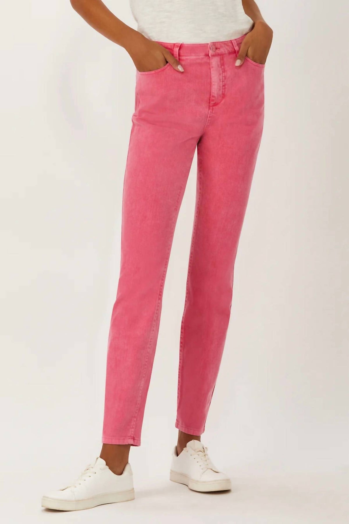 Melrose 5 Pocket Classic Jeans In Washed Fuchsia 7264380813372